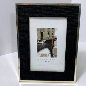 Mason Lane Silver 4x6 Photo Frame W/ Black Textured Mat - NEW